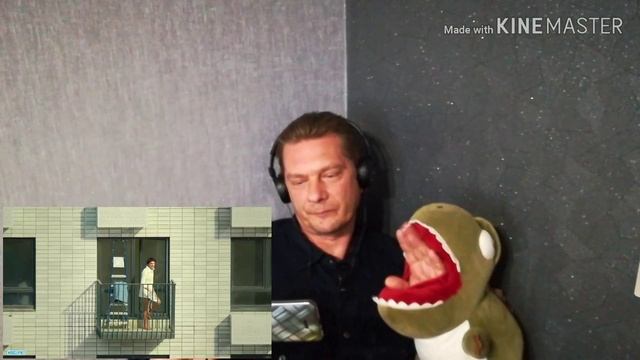 CREAM SODA & ХЛЕБ - Плачу на техно (Official music video) reaction смотреть онлайн