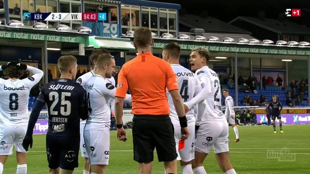 Brekalo pushes Gunnarsson twice, gets awarded with red card смотреть онлайн