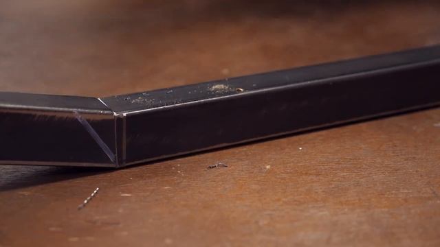 Cool construct from plywood scraps and metal profiles! Didn't expect it to turn out so well! смотреть онлайн
