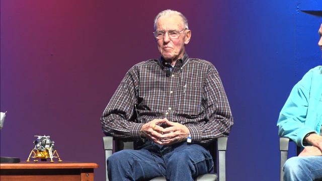 EAA Live - 50th Anniversary of Apollo 11 with Michael Collins - AirVenture 2019 смотреть онлайн