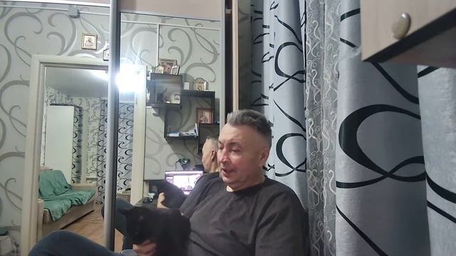 ДРУЗЬЯ НУЖНА ПОДДЕРЖКА МОЕМУ ПРИЮТУ ДЛЯ КОТИВОВ ,ИЩЮ ДРУЗЕЙ смотреть онлайн