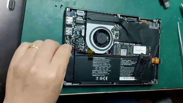 How to take Pocket 3 battery off смотреть онлайн