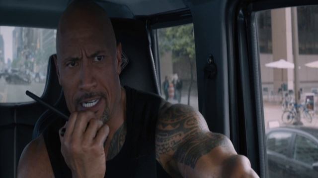 Форсаж 8 | Доминик против команды. Хотели прижать Доминика Торетто смотреть онлайн