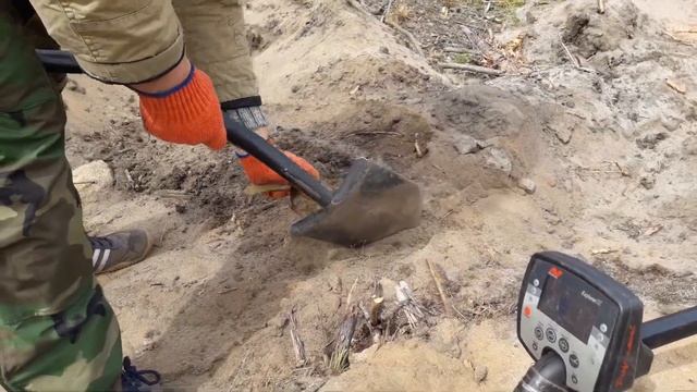 КЛАД НА МЕТАЛЛОИСКАТЕЛЬ! В ПОИСКАХ КЛАДА И ЗОЛОТА ОТ ВИКЛИНГА! смотреть онлайн
