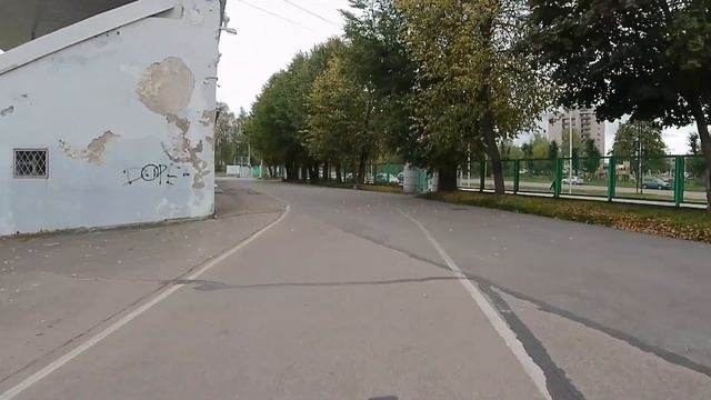 Катался на электросамокате Midway Amix Pro, проколол заднее колесо смотреть онлайн