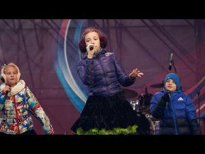 Группа "БУМ" - Девчонка (Дискотека Детского радио 2019)