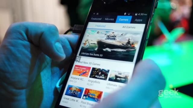 Этот бюджетный 3D телефон очень похож на PlayStation Vita. смотреть онлайн