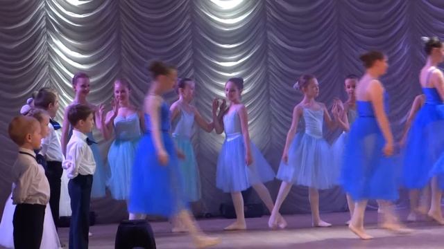 Полонез,ДШИ п.Вороново,г.Москва(хореограф Шутилина Н,В) смотреть онлайн