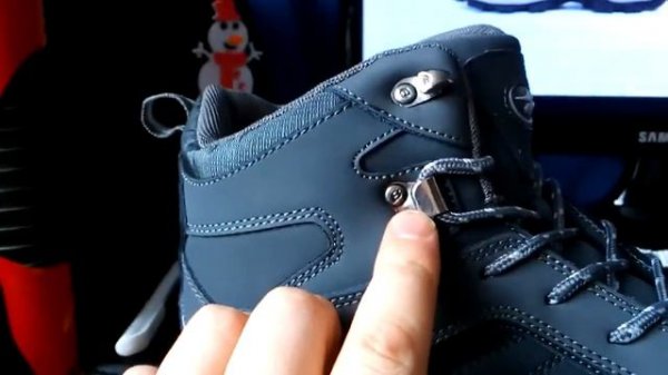 Зимние кроссовки BONA