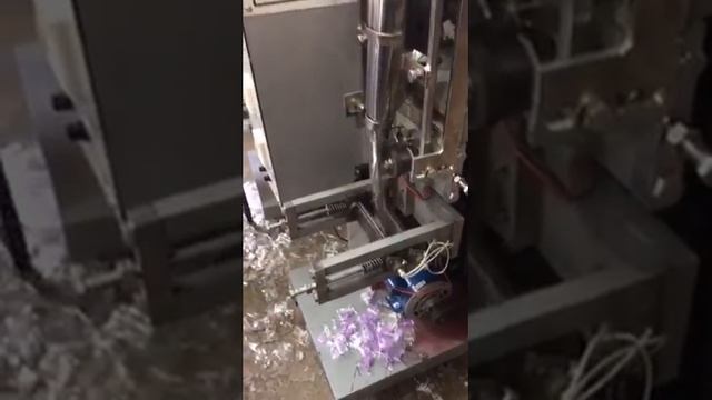 FFS Toys packing with conveyor/call-9810501205 смотреть онлайн