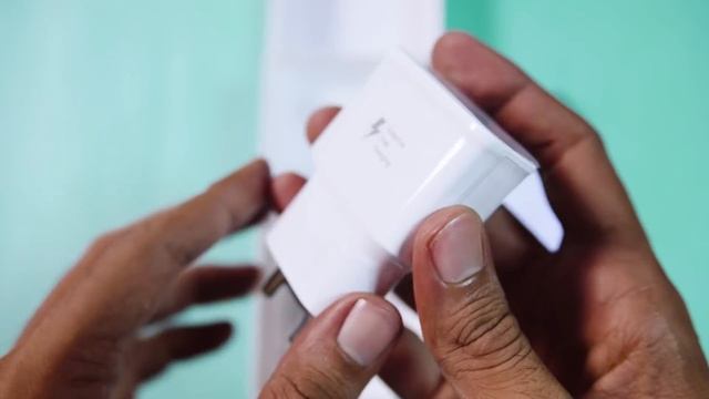 Samsung Galaxy A9 Unboxing - Quad Camera Smartphone смотреть онлайн