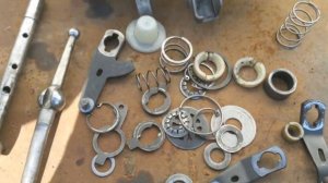 Подробная инструкция по разборке/сборки кулисы КПП Мерседес Т1 207-410.