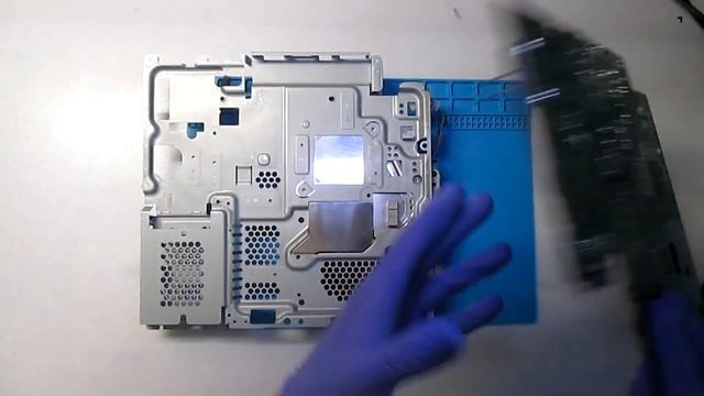Playstation 3 Slim maintenance - disassembly & cleaning. смотреть онлайн