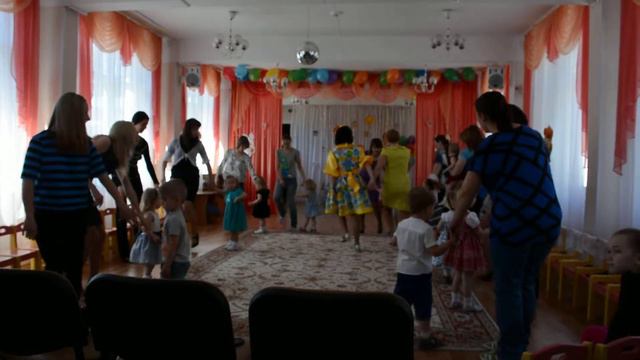 15 мая 2015 Выпускной. ясли. 3 смотреть онлайн