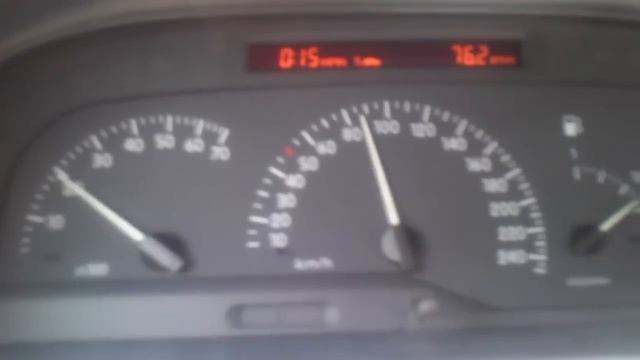 Renault Laguna 1.9dTi RXT - reaching 300.000km + On-Board Computer values смотреть онлайн