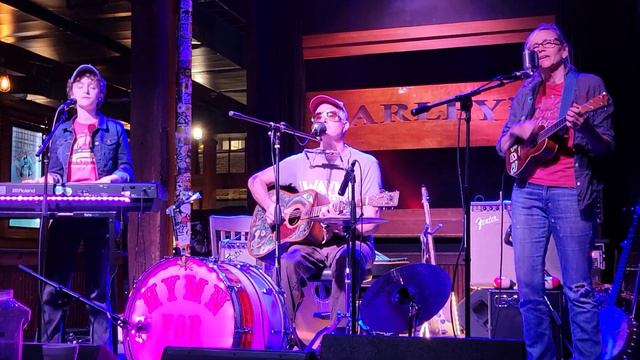 Hymn For Her!! - Fireflies - Live At Barleys - Knoxville TN - 6/4/2023 смотреть онлайн