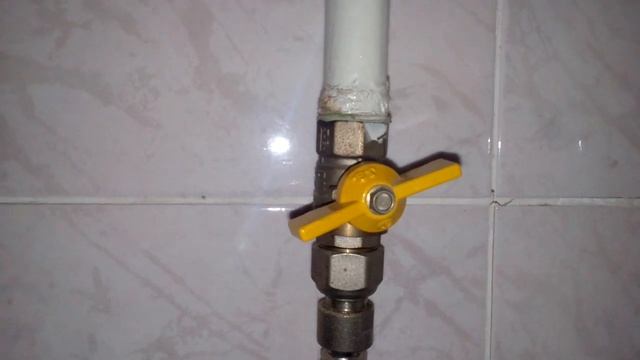 Совет от Петровича как настроить температуру воды в газовой колонке!!! смотреть онлайн