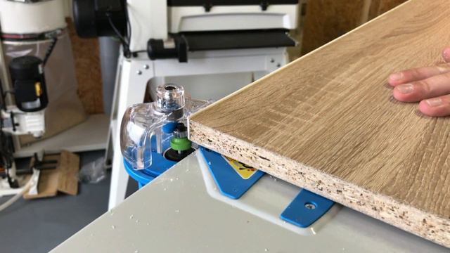 Olepování ABS hran s IGM DR500 | IGM nástroje a stroje смотреть онлайн