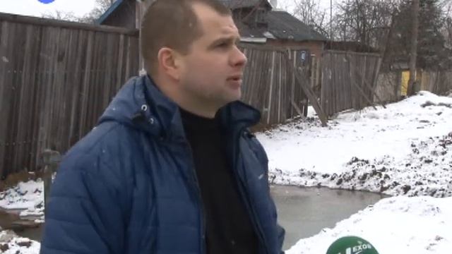 По колено в воде смотреть онлайн