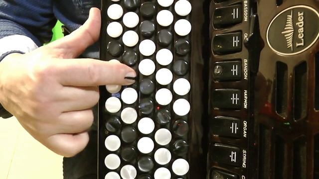 ДУНАЙСКИЕ ВОЛНЫ -Разбор на баяне (видео урок) OF THE DANUBE -Analysis on bayan (video lesson) смотреть онлайн