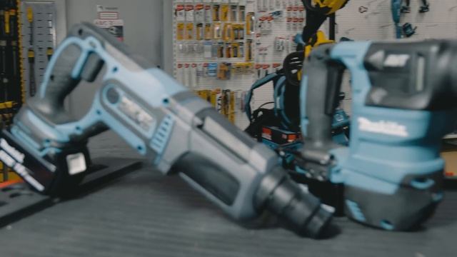 Akumulatorowe młotowiertarki Makita serii LXT 18V do uniwersalnego zastosowania смотреть онлайн