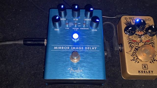 Fender Mirror Image Delay смотреть онлайн