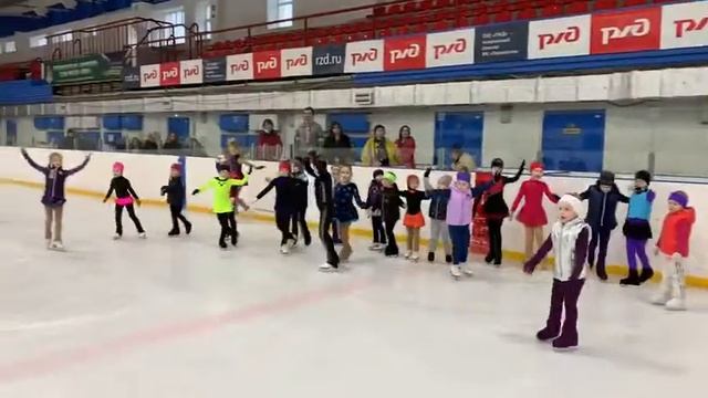 Школа фигурного катания для детей от 3-х лет смотреть онлайн