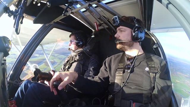 C42 Microlight | Aerial Photography | iPhone VS Nikon | £5000 Worth Of Pro Camera Kit...Worth It? смотреть онлайн