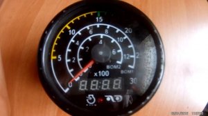 Установка тахометра  ТЭСМ-2ЯА на трактор Т - 150к.  Схема подключения.