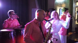 «Саксофон project»,  кавер в красно-белом