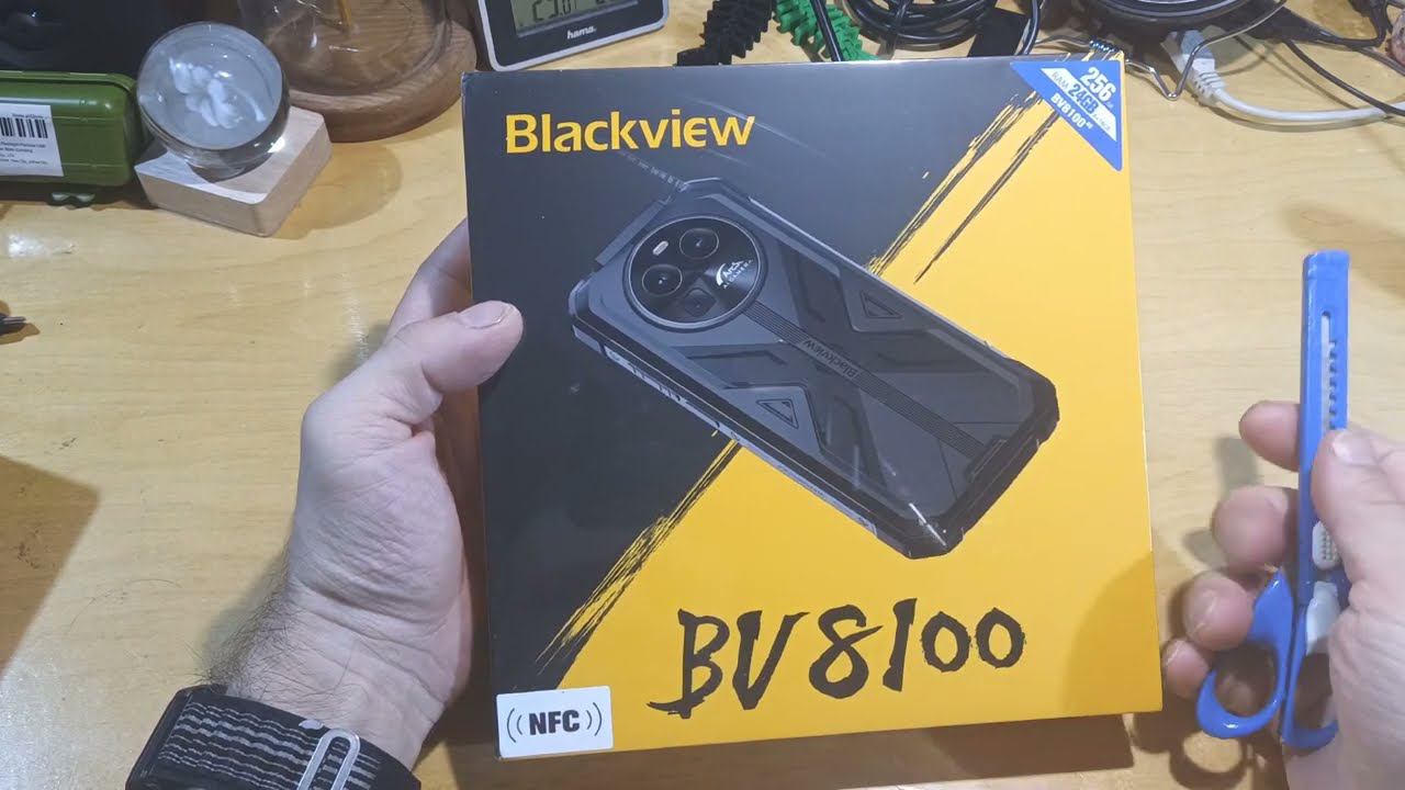 Распаковка Blackview BV8100, смартфона с фарой и O.I.S. смотреть онлайн