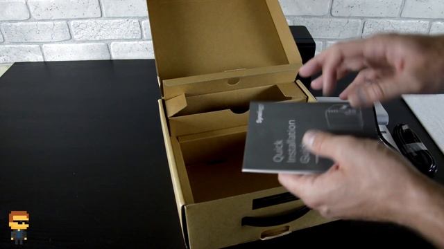 Распаковка и первый запуск файлового хранилища Synology DiskStation DS218 смотреть онлайн