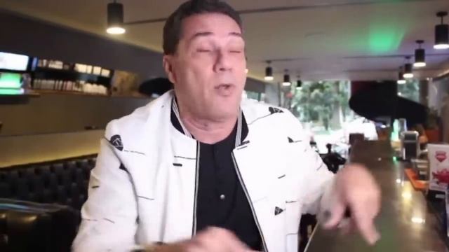 OLHA COMO COMEÇOU A TRETA ENTRE LUXEMBURGO E MAURO CESAR смотреть онлайн