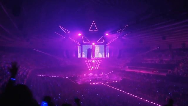 [No Re-upload] CNBLUE - Blind Love @ Day 1 - 2017 Spring Live смотреть онлайн