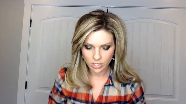 Secret Extensions by Daisy Fuentes Easy Demo (How I prefer to put them on) смотреть онлайн