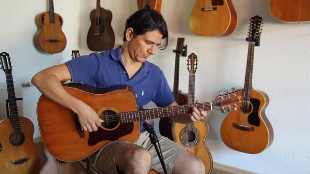 Gibson J-50 Deluxe 1973 - powerful sound with great vintage character - a very nice guitar смотреть онлайн