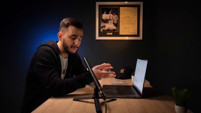 ПОКУПАЙ iPhone ПРАВИЛЬНО! Проверяем магазины смотреть онлайн