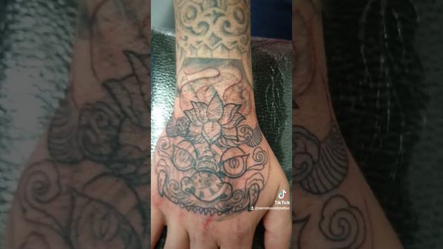 Hand Coverup Tattoo ||| Japanese Dragon смотреть онлайн
