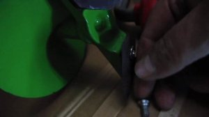 как открутить заржавевшие винты на ледобуре