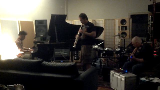 Michael Hafftka, Damien Olsen, David Tamura, Adam Dym and Carey Burtt - at Spectrum - Part 1 смотреть онлайн