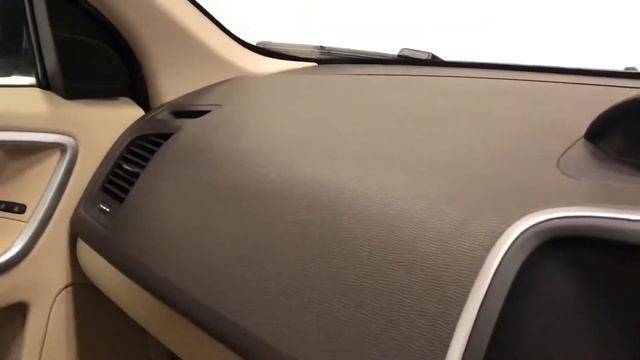 2010 Volvo XC60 D5 [205] SE Lux 5dr AWD Geartronic смотреть онлайн