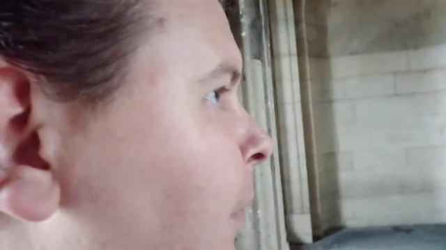Пирамида, Лувр, виолончель смотреть онлайн