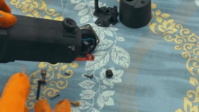 ДЕШЕВКИ. Болгарку в ЦВЕТМЕТ смотреть онлайн