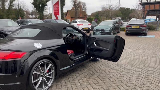 Audi TTS Roadster Black Edition 2.0 TFSI quattro 310 PS S tronic смотреть онлайн