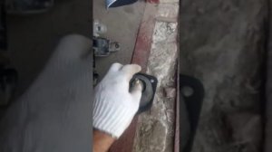 В двух словах как поменять подушки двигателя на лачетти