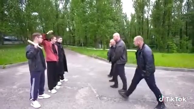 Бандиты наехали на А4!!! смотреть онлайн