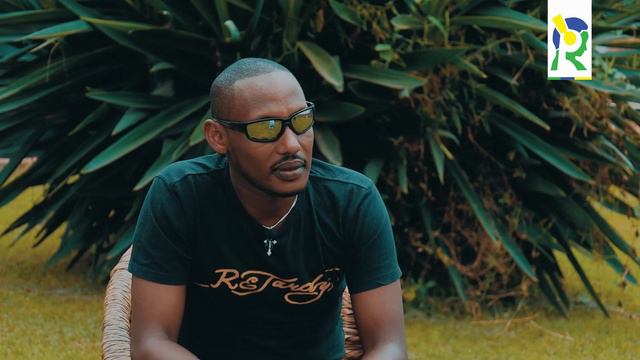 Ndi maneko | Nabaye mucoma ntagira aho ntaha | Super Manager ahishuye byinshi ku rugendo rwe смотреть онлайн