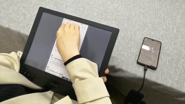 DASUNG 13.3" E-ink Monitor Paperlike HD-FT with HUAWEI Mate 20 смотреть онлайн