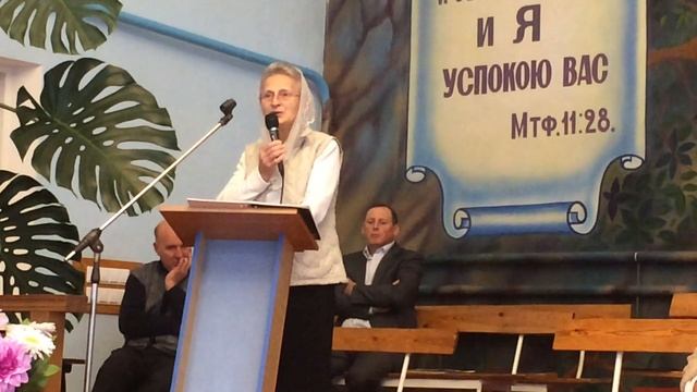 "Любите всех и грешных и святых!"- стихотворение .Рагимова Галина смотреть онлайн