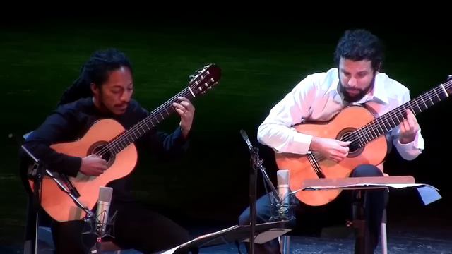 Brasil Guitar Duo: "Sonata de los viajeros" by Leo Brouwer @ Teatro Martí, Havana, Cuba смотреть онлайн
